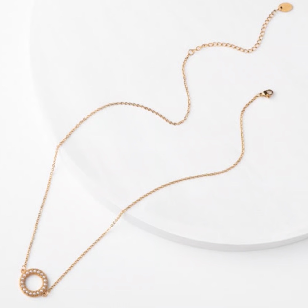 Plunder Jamie necklace-NEW IN BOX